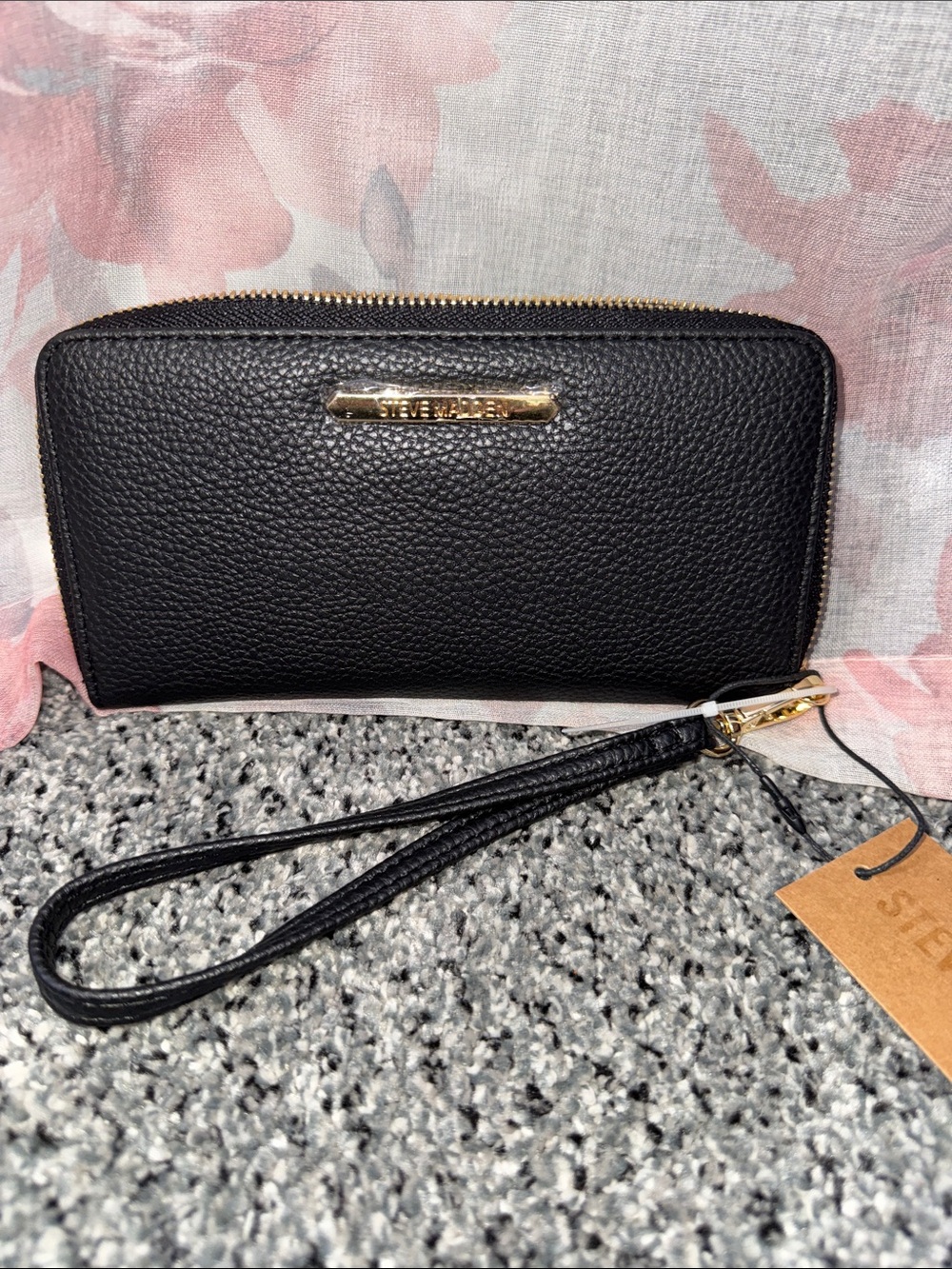 Steve Madden Zip Around Wallet-New